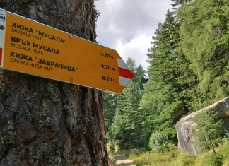 Европейският маршрут Е8 вече е с обновена маркировка между Боровец и Аврамово