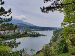 Гледка към Панчаревско езеро