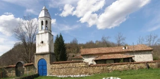 С бодра крачка: 5 маршрута около Елена Марянски манастир "Св. Преображение Господне"