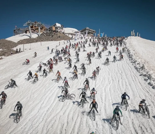 Megavalanche: една мега легенда в ендуро състезанията Megavalanche