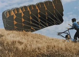 Първият полет с парапланер, Мьоси, 1978 г.